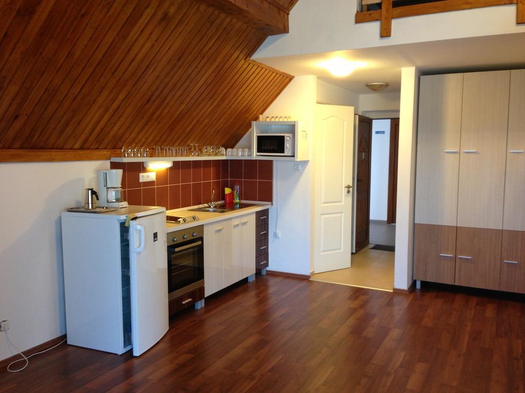 Lovagvár Apartments Gyula Kültér fotó